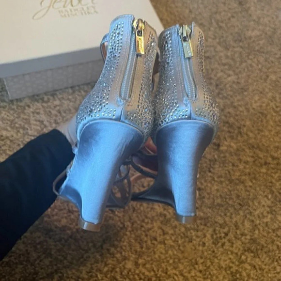 Jewel by Badgley Mischka embellished Ally wedge heels - Picture 6 of 9
